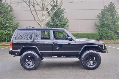 2001 Jeep Cherokee Sport   - Photo 9 - Hillsboro, OR 97124