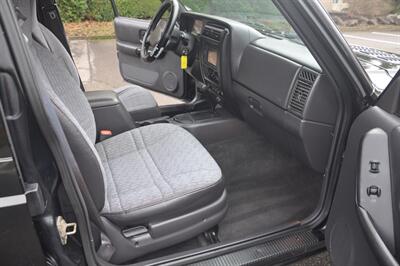 2001 Jeep Cherokee Sport   - Photo 21 - Hillsboro, OR 97124