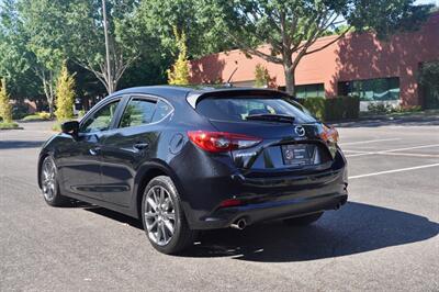 2018 Mazda MAZDA3 Touring   - Photo 6 - Hillsboro, OR 97124