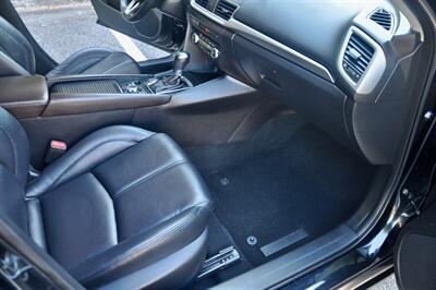 2018 Mazda MAZDA3 Touring   - Photo 20 - Hillsboro, OR 97124