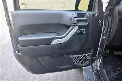 2017 Jeep Wrangler Unlimited Sahara   - Photo 18 - Hillsboro, OR 97124