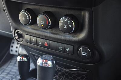 2017 Jeep Wrangler Unlimited Sahara   - Photo 30 - Hillsboro, OR 97124
