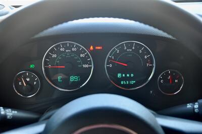 2017 Jeep Wrangler Unlimited Sahara   - Photo 37 - Hillsboro, OR 97124