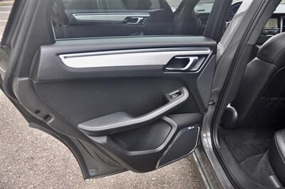 2015 Porsche Macan Turbo   - Photo 20 - Hillsboro, OR 97124