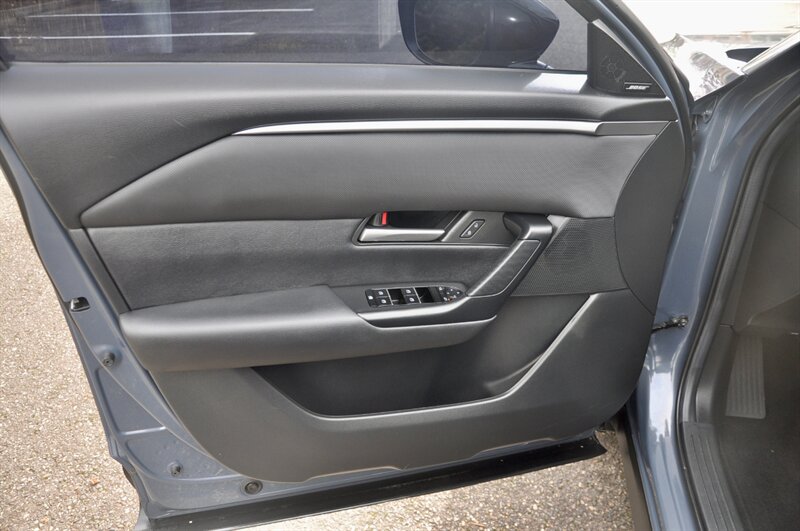 2024 Mazda CX-50 2.5 S Premium - Photo 13 - Hillsboro, OR 97124