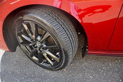 2025 Mazda Mazda3 Hatchback 2.5 S Premium   - Photo 11 - Hillsboro, OR 97124