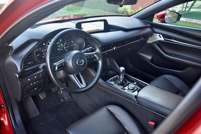 2025 Mazda Mazda3 Hatchback 2.5 S Premium   - Photo 12 - Hillsboro, OR 97124