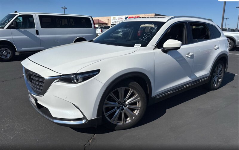 2022 Mazda CX-9 Signature   - Photo 1 - Hillsboro, OR 97124