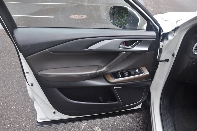 2022 Mazda CX-9 Signature - Photo 13 - Hillsboro, OR 97124