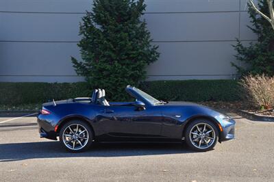 2021 Mazda MX-5 Miata Grand Touring   - Photo 9 - Hillsboro, OR 97124