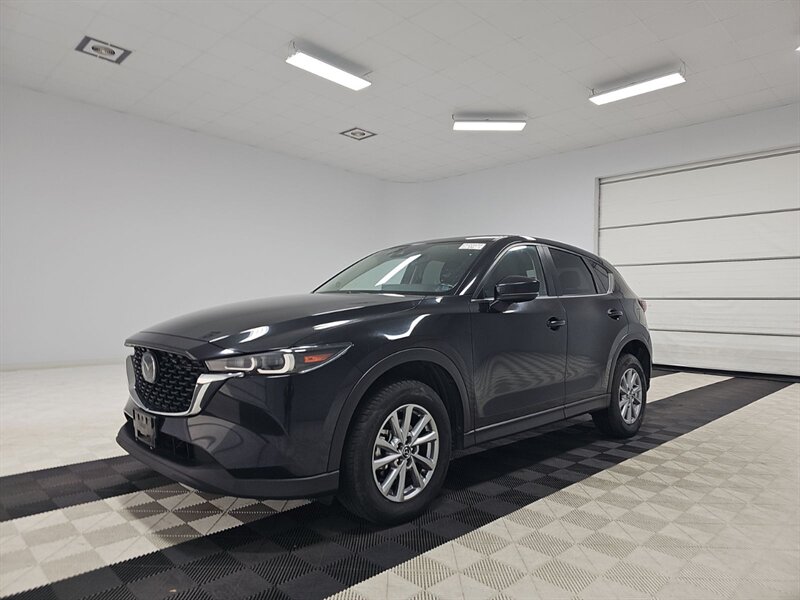 2023 Mazda CX-5 2.5 S Preferred   - Photo 1 - Hillsboro, OR 97124