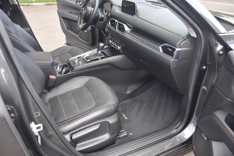2017 Mazda CX-5 Grand Touring AWD - Photo 20 - Hillsboro, OR 97124