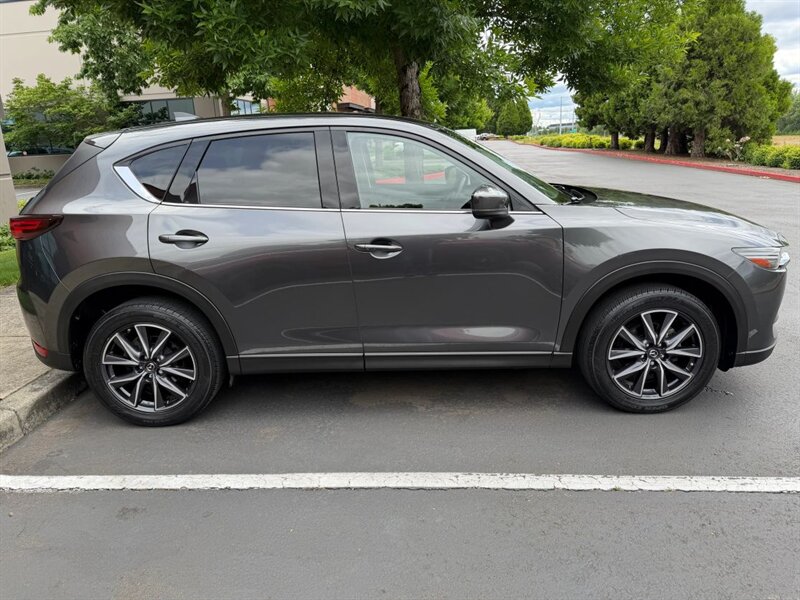 2017 Mazda CX-5 Grand Touring AWD   - Photo 1 - Hillsboro, OR 97124