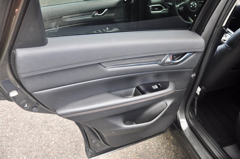 2017 Mazda CX-5 Grand Touring AWD - Photo 16 - Hillsboro, OR 97124