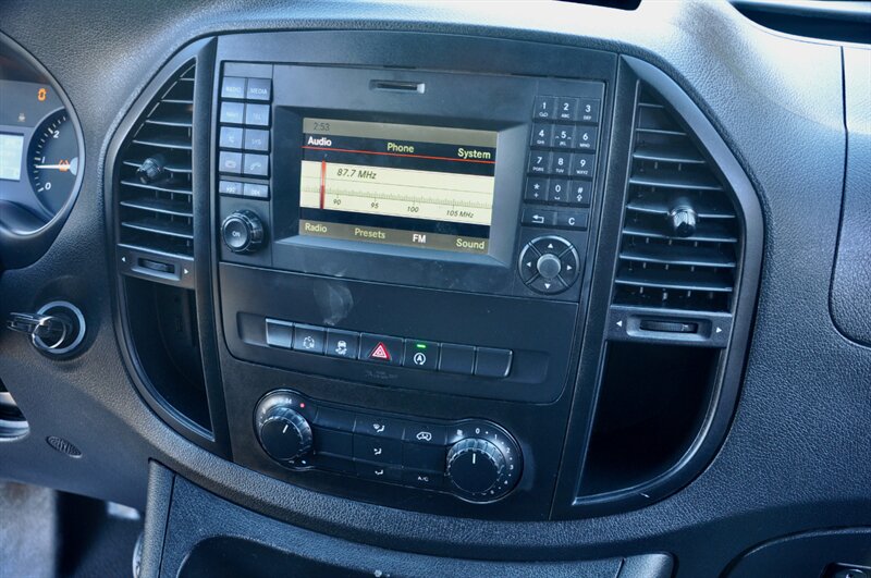 2017 Mercedes-Benz Metris Cargo - Photo 19 - Hillsboro, OR 97124