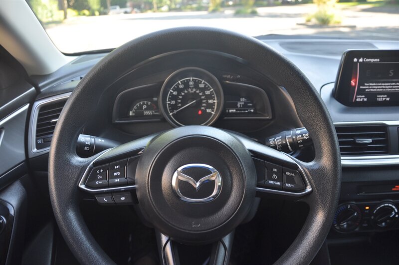 2018 Mazda MAZDA3 Sport - Photo 25 - Hillsboro, OR 97124