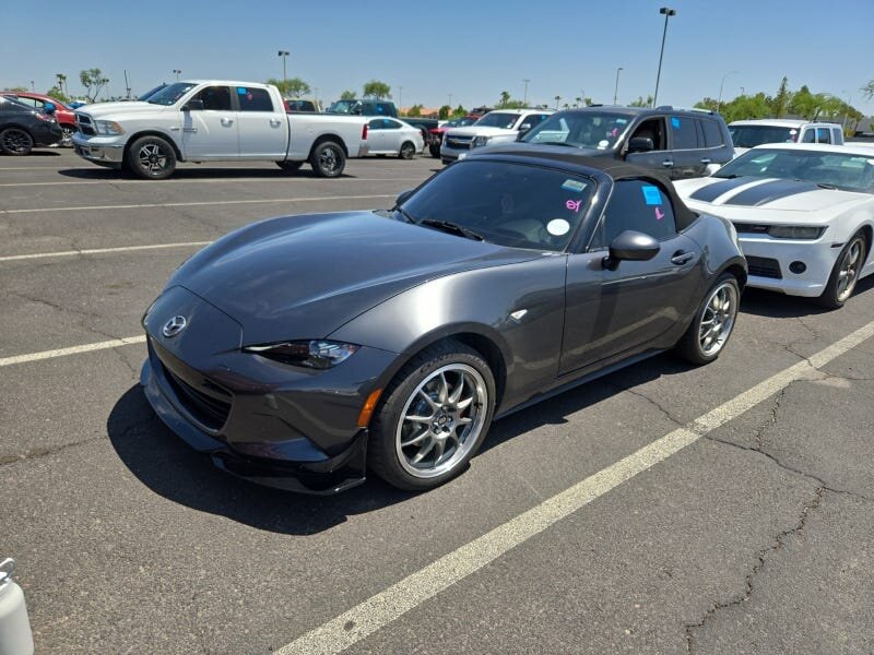 2022 Mazda MX-5 Miata Grand Touring   - Photo 1 - Hillsboro, OR 97124