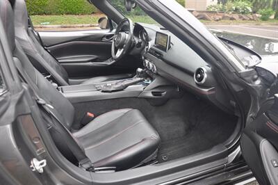 2017 Mazda MX-5 Miata RF Grand Touring   - Photo 18 - Hillsboro, OR 97124