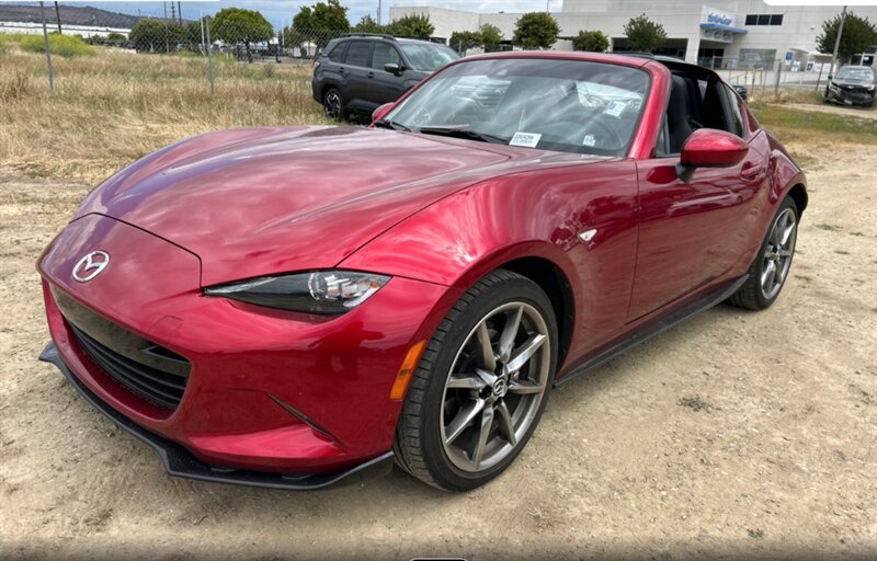 2023 Mazda MX-5 Miata RF Grand Touring   - Photo 1 - Hillsboro, OR 97124