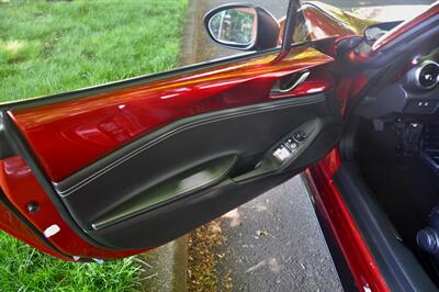 2023 Mazda MX-5 Miata RF Grand Touring - Photo 16 - Hillsboro, OR 97124