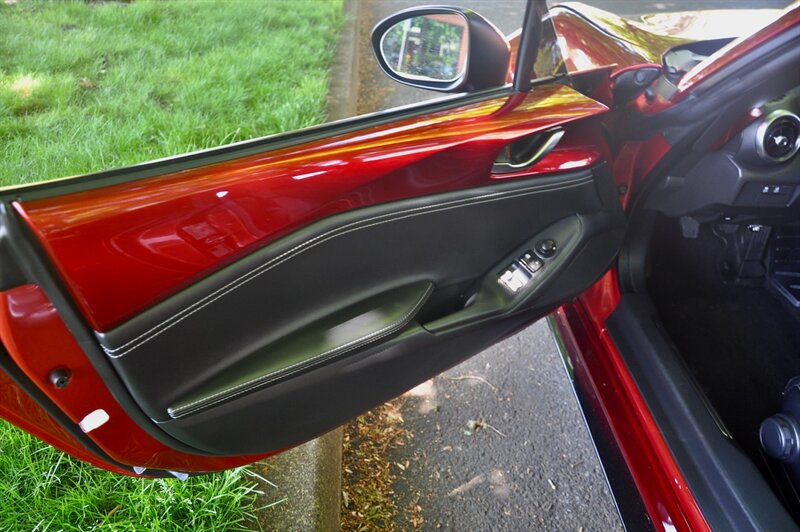 2023 Mazda MX-5 Miata RF Grand Touring - Photo 16 - Hillsboro, OR 97124