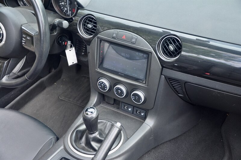 2013 Mazda MX-5 Miata Grand Touring PRHT - Photo 20 - Hillsboro, OR 97124