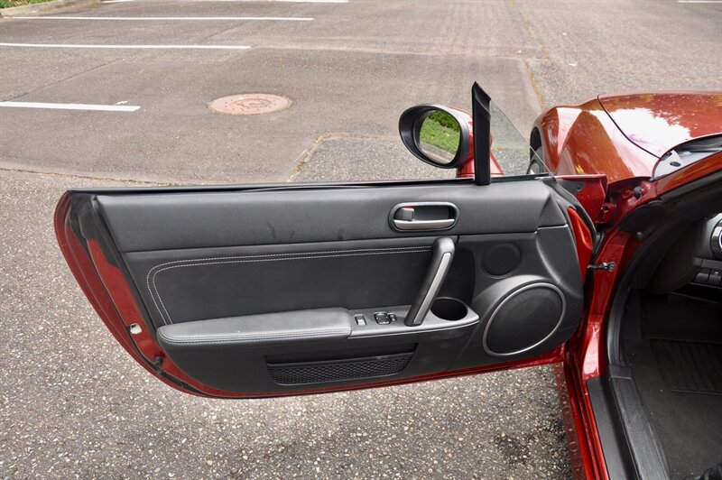 2013 Mazda MX-5 Miata Grand Touring PRHT - Photo 16 - Hillsboro, OR 97124