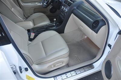 2005 Lexus IS 300   - Photo 25 - Hillsboro, OR 97124