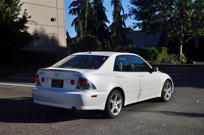 2005 Lexus IS 300   - Photo 8 - Hillsboro, OR 97124