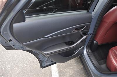 2023 Mazda CX-30 2.5 S Carbon Edition   - Photo 17 - Hillsboro, OR 97124
