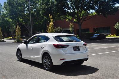 2018 Mazda MAZDA3 Touring   - Photo 6 - Hillsboro, OR 97124