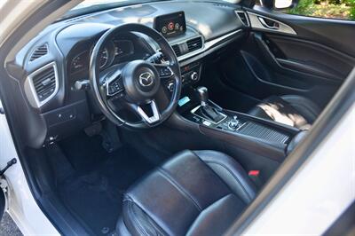 2018 Mazda MAZDA3 Touring   - Photo 12 - Hillsboro, OR 97124