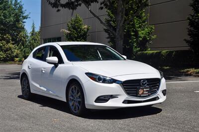 2018 Mazda MAZDA3 Touring   - Photo 10 - Hillsboro, OR 97124