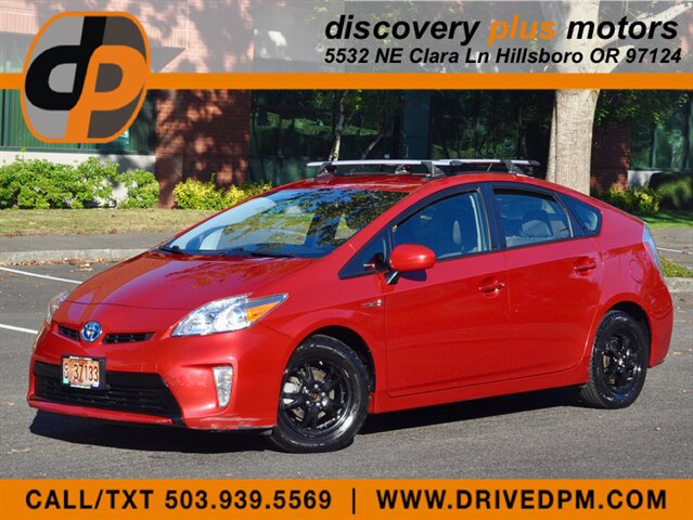 Barcelona Red Metallic 2015 Toyota Prius Hatchback Front-Wheel Drive Automatic