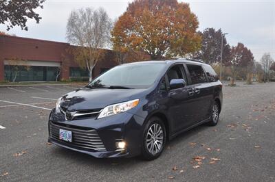 2018 Toyota Sienna XLE Premium 8-Passenger   - Photo 4 - Hillsboro, OR 97124