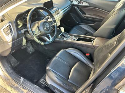 2017 Mazda MAZDA3 Touring   - Photo 4 - Hillsboro, OR 97124