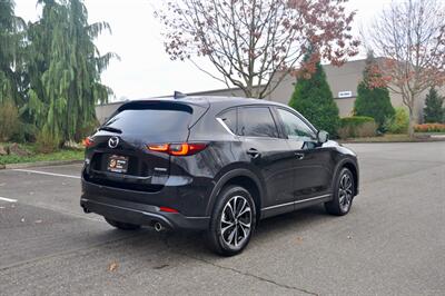 2023 Mazda CX-5 2.5 S Premium   - Photo 8 - Hillsboro, OR 97124