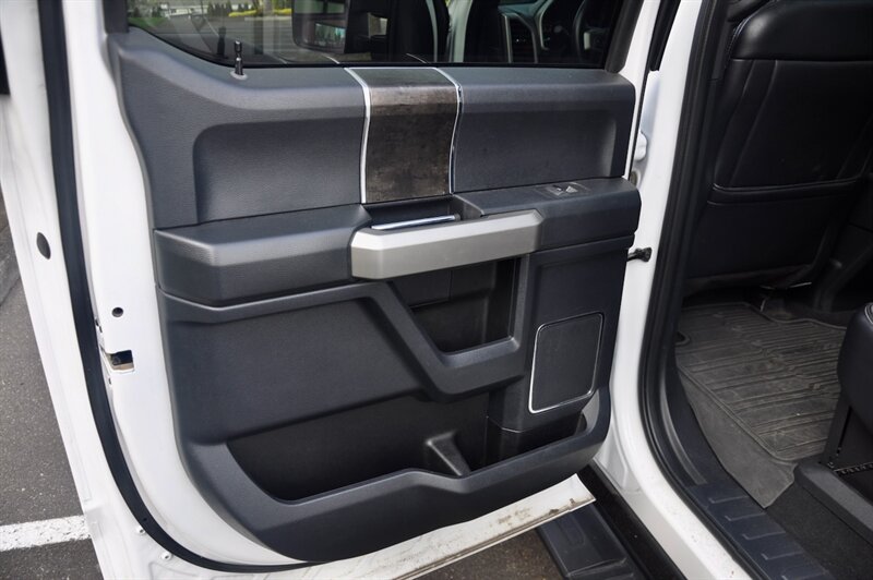 2022 Ford F-350 Super Duty Lariat Ultimate FX4 8' Bed - Photo 27 - Hillsboro, OR 97124