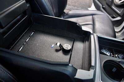 2022 Ford F-350 Super Duty Lariat Ultimate FX4 8' Bed - Photo 37 - Hillsboro, OR 97124