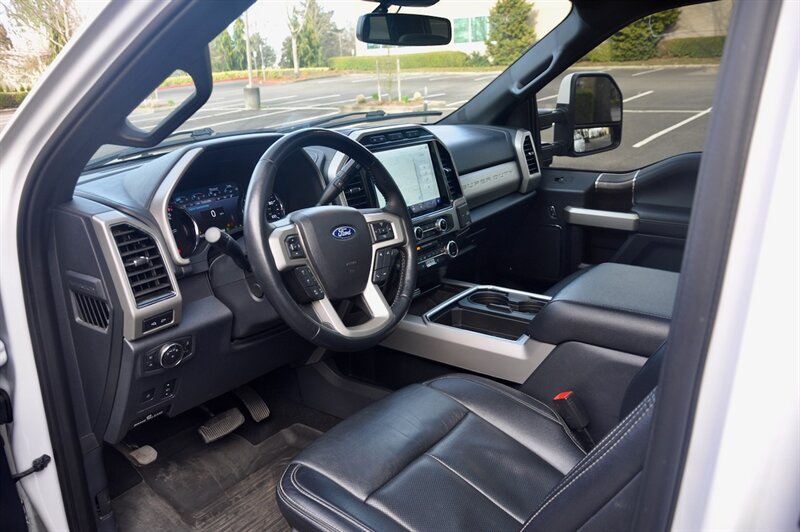 2022 Ford F-350 Super Duty Lariat Ultimate FX4 8' Bed - Photo 23 - Hillsboro, OR 97124