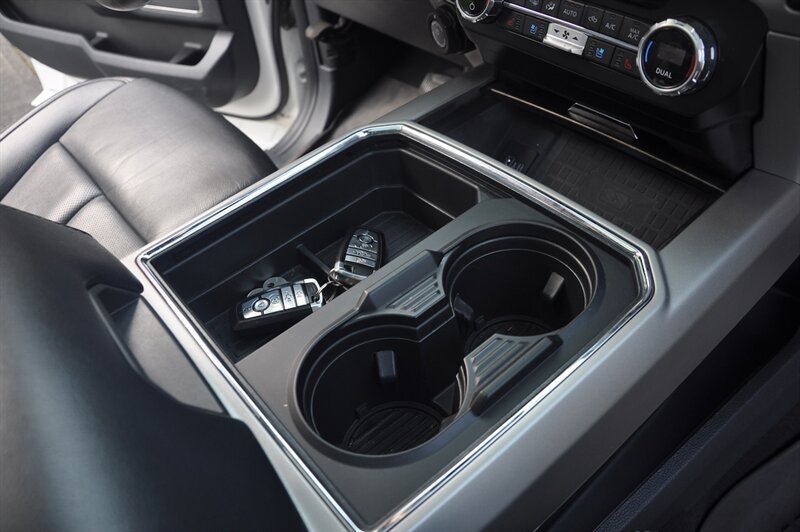 2022 Ford F-350 Super Duty Lariat Ultimate FX4 8' Bed - Photo 34 - Hillsboro, OR 97124