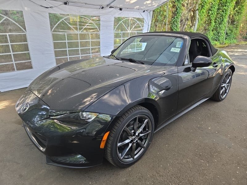 2016 Mazda MX-5 Miata Grand Touring   - Photo 1 - Hillsboro, OR 97124