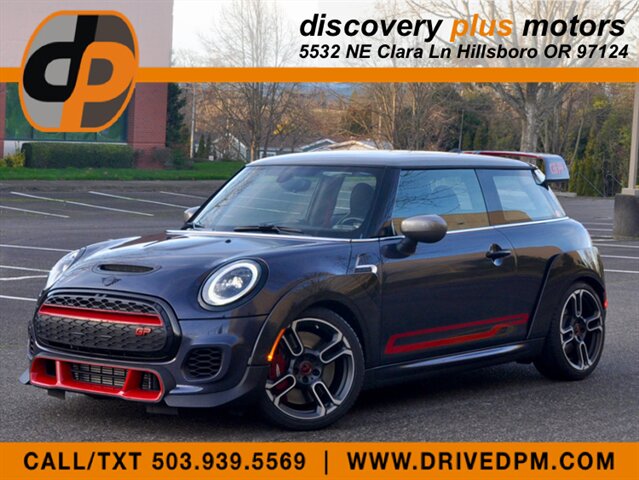 2021 MINI Hardtop 2 Door John Cooper Works's photo