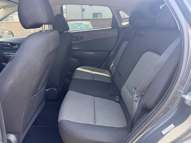 2021 Hyundai KONA SE - Photo 12 - Lynwood, CA 90262