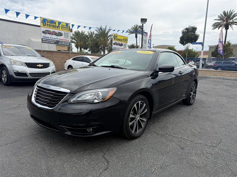 2011 Chrysler 200 S   - Photo 1 - Lynwood, CA 90262