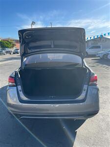 2020 Nissan Versa SV   - Photo 9 - Lynwood, CA 90262