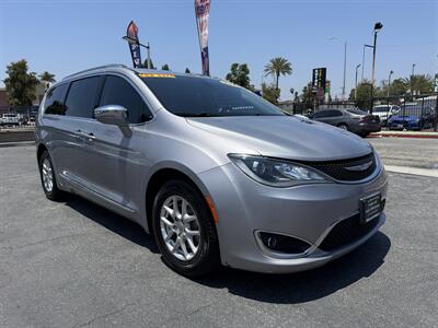 2018 Chrysler Pacifica Limited - Photo 8 - Lynwood, CA 90262