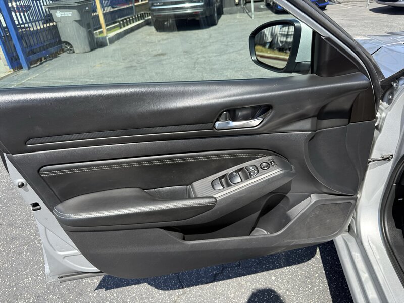 2018 Chrysler Pacifica Limited - Photo 15 - Lynwood, CA 90262