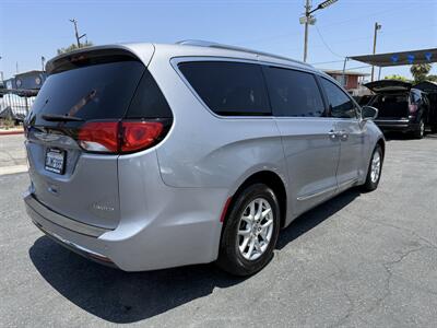 2018 Chrysler Pacifica Limited - Photo 4 - Lynwood, CA 90262