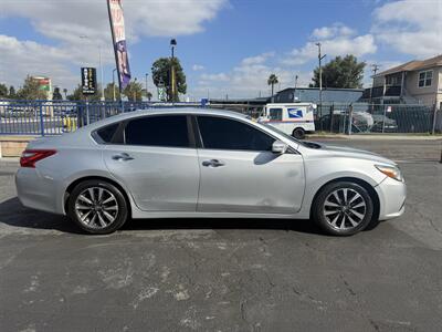 2017 Nissan Altima 2.5 SL - Photo 2 - Lynwood, CA 90262